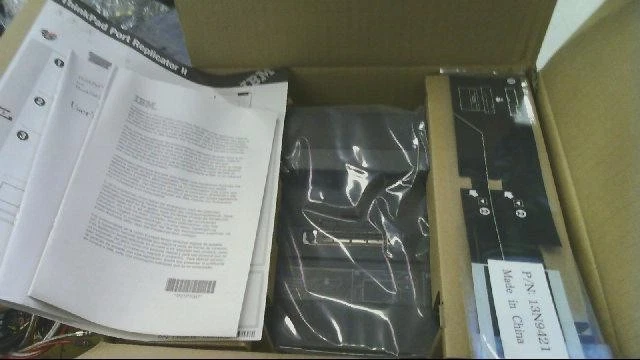 IBM Lenovo ThinkPad Port Replicator II 74P6733 Laptop Docking Station - Image 3 of 4