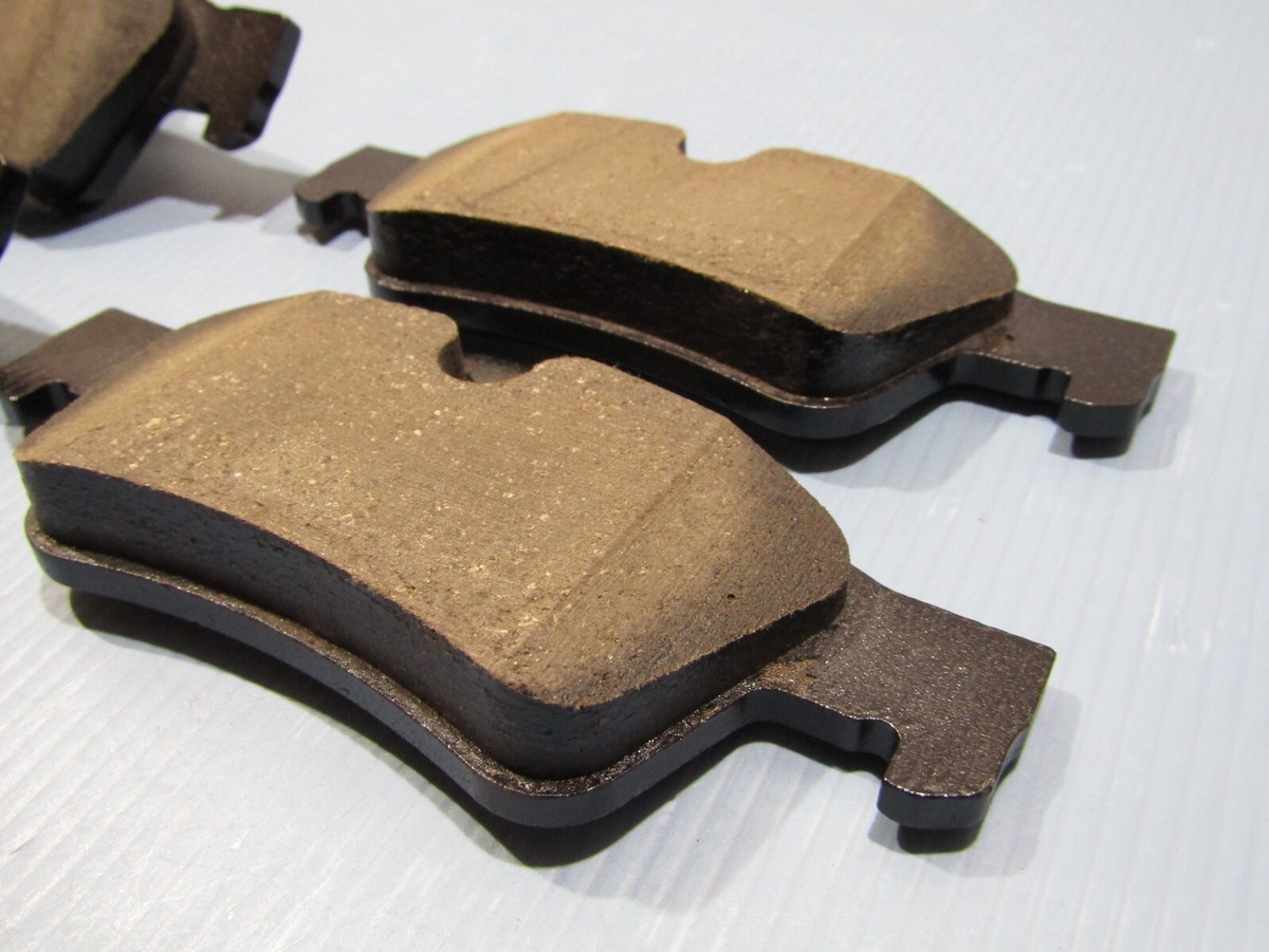 GENUINE MERCEDES ML GL R W164 X164 W251 REAR BRAKE PAD SET 