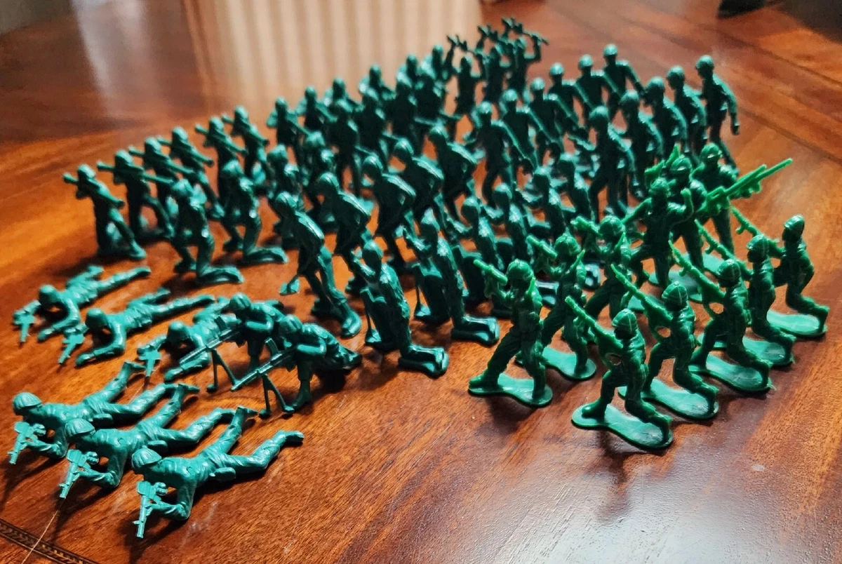 Plastic Toy Soldiers Lt. Green Army Green Army Men 2 Tall