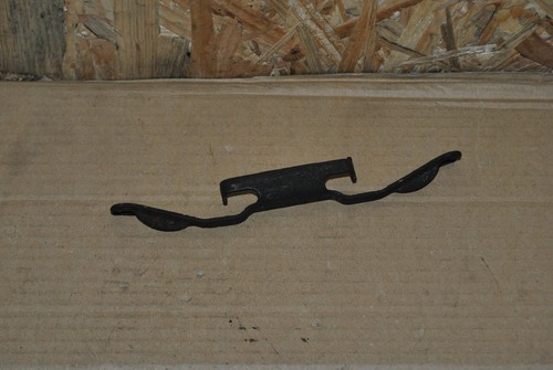 BMW E46 E36 E90 Z3 Haltefeder Feder Bremsträger Bremssattel vorne Bremsscheibe