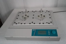 Edmund Bühler Microplate Shaker TIMix 5 Control Interface Nr. 6367 LG 117 Volts 