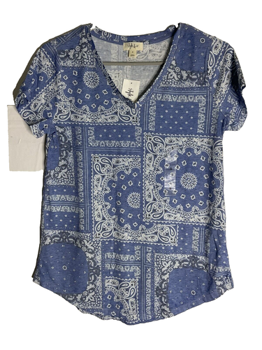 Style & Co.Women's Short Sleeve V-Neck Bandana Blue T-Shirt Size Small