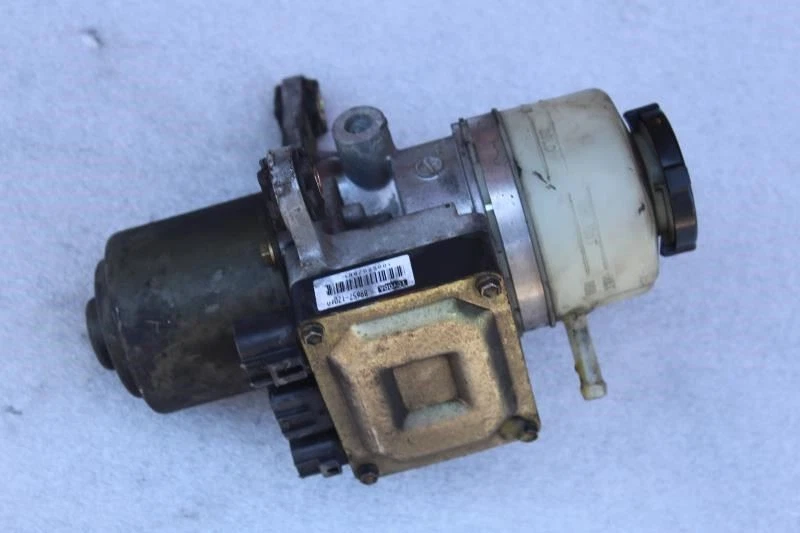 Toyota MR2 Spyder 2000 bomba de dirección asistida 89657-17010 Foto 2 de 4