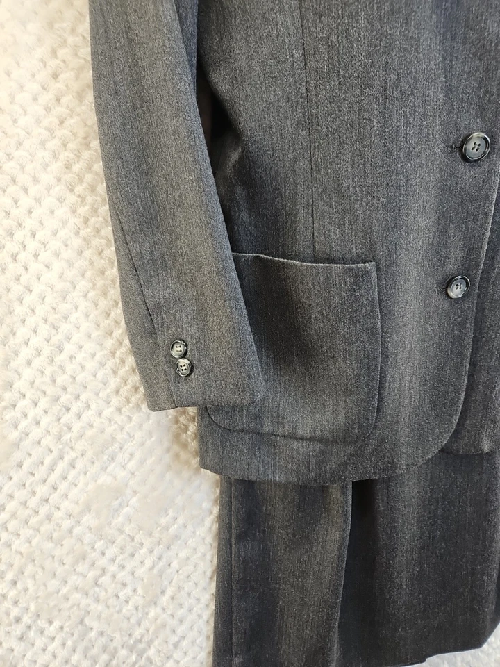 LIZ CLAIBORNE Mujeres 100% Lana Falda Blazer Traje Estilo 3 Botones Gris Talla 8 Excelente Foto 4 de 4