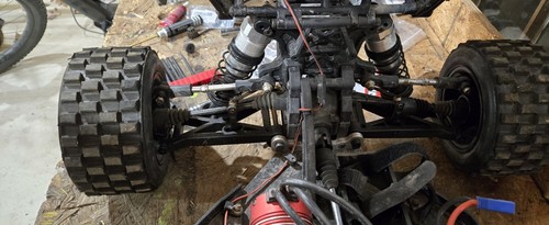 Losi DBXL 1/5 Scale RC Buggy Brushless - Picture 5 of 10
