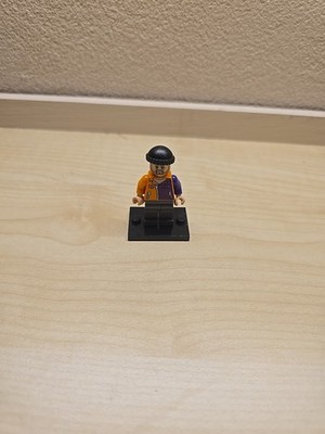 Lego DC Super Heroes Two-Face's Henchman Minifigure 6864 Beard