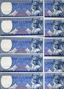 LOT Suriname / Surinam, 10 x 5 Gulden, 1963, Pick 120 (120b) UNC