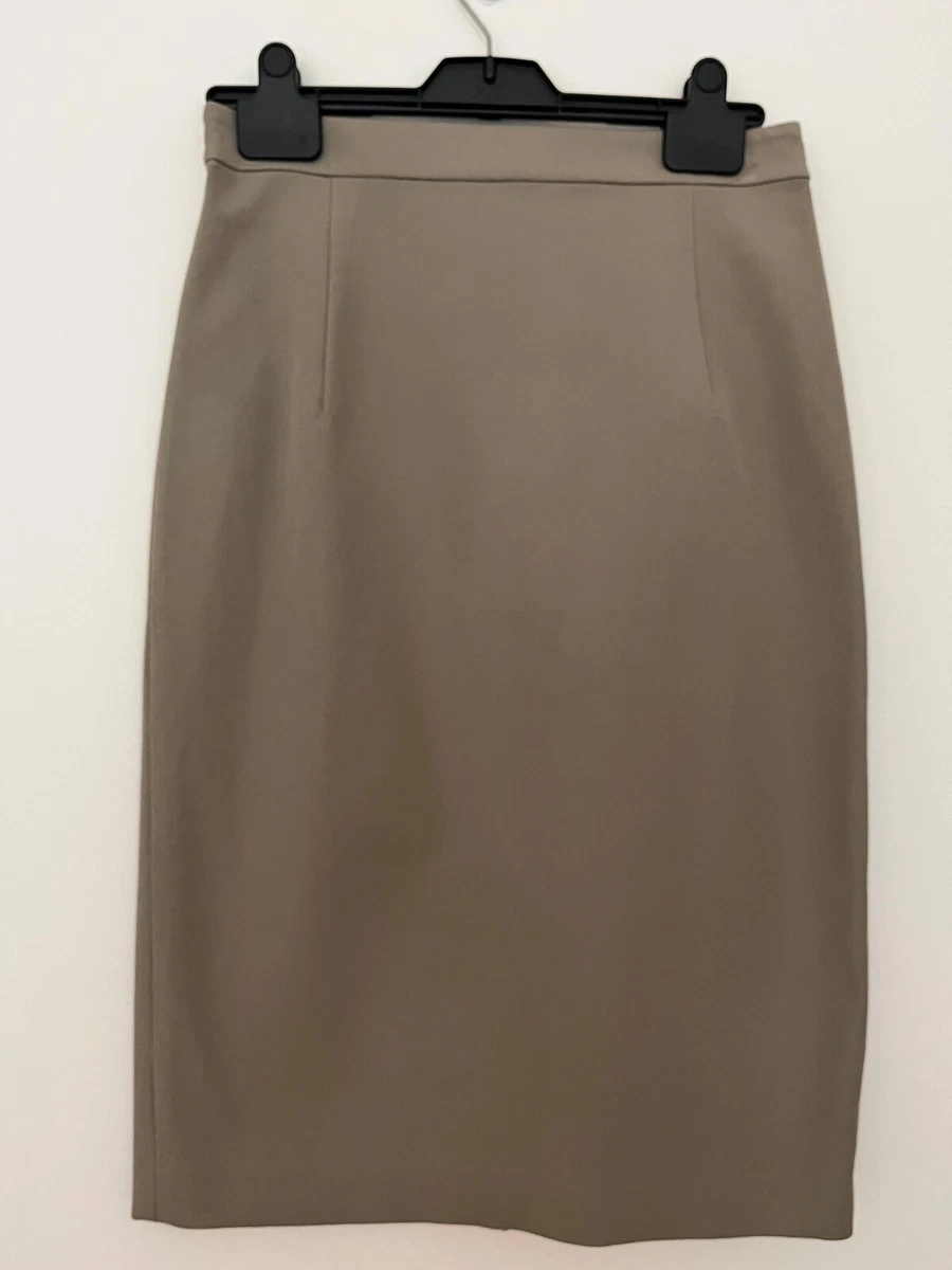 Khaki top skirt color