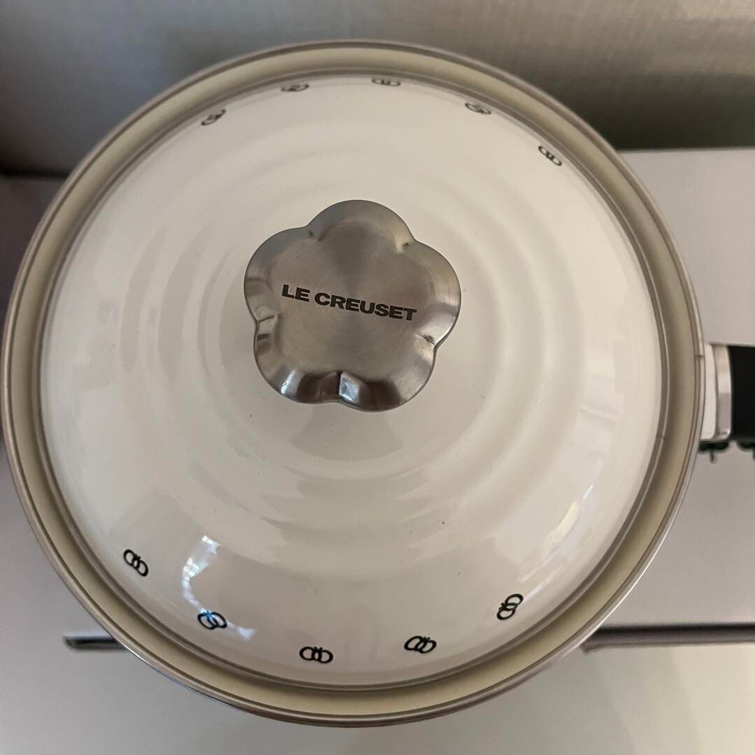 Le Creuset Japan Miffy EOS Casserole 18 cm 2023 New White Flower 2.8 L
