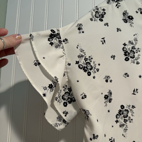 Pleione White Black Floral Blouse Size Large - Imagen 2 de 4
