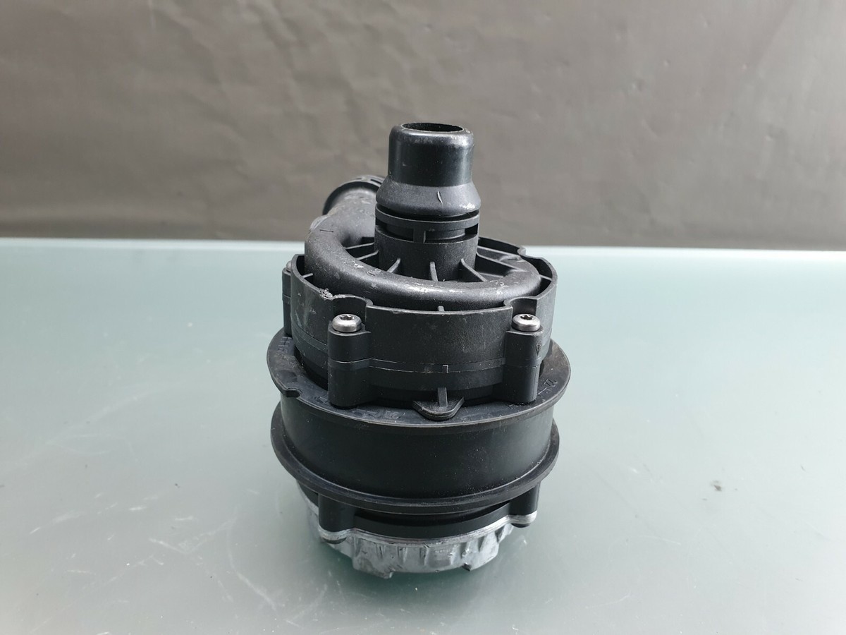 Original Mercedes Benz W205 W222 W213 Water Pump 0392024050  