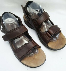 dunham sandals