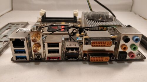Zotac H77ITX-C-E LGA1155 DDR3 PCIEX4 MSATA WIFI GT620 - Imagen 2 de 9