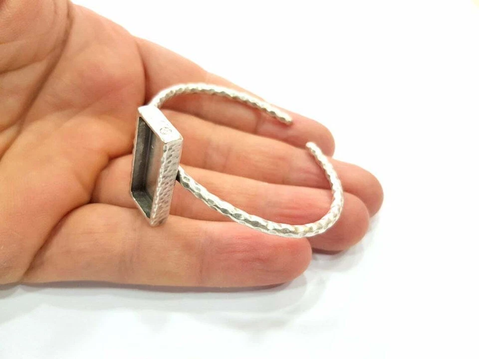 Brazalete de plata martillada brazalete en blanco ajustable plata antigua latón G16023 Foto 2 de 4