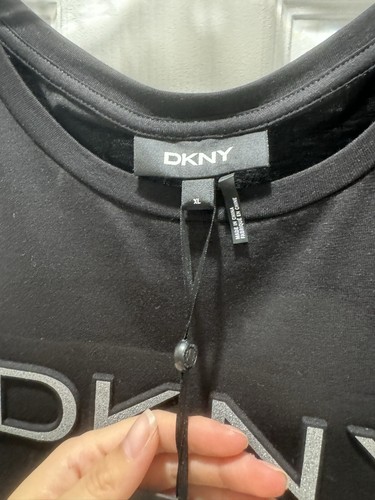 DKNY Black T Shirt With Silver 3D DKNY Print Light Fabric And Stretch Size XL - Picture 4 of 6