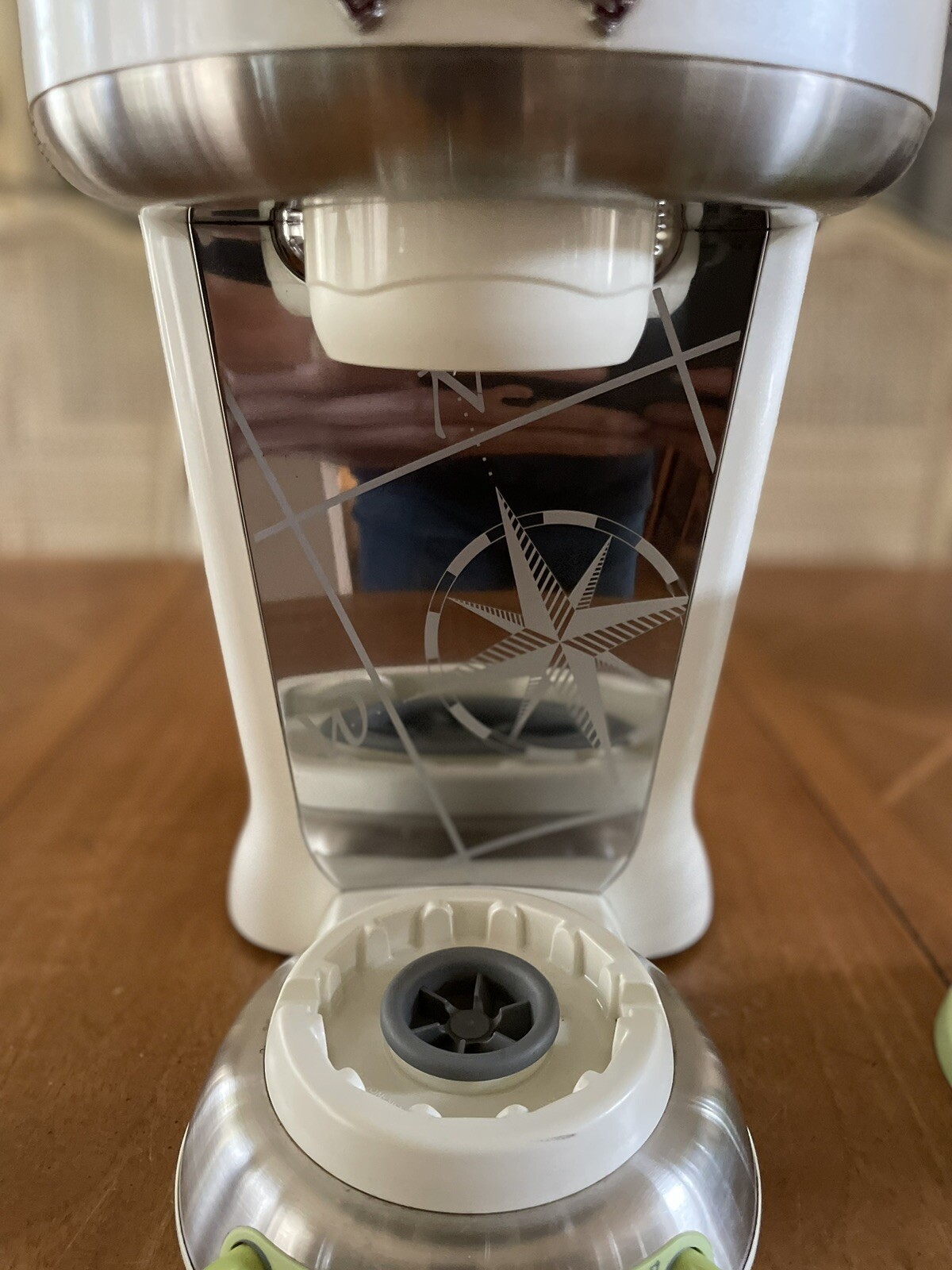 Margaritaville Premium Frozen Concoction Maker DM1000 Margarita Machine