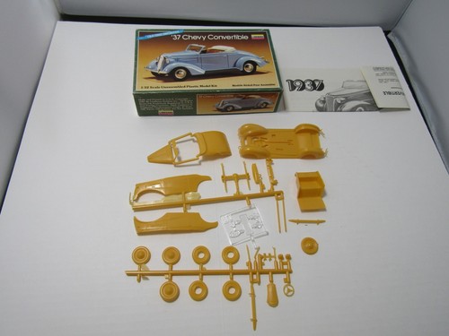 OLD VINTAGE LINBERG 37 CHEVY CONVERTIABLE MODEL CAR KIT COMPLETE - Picture 2 of 2