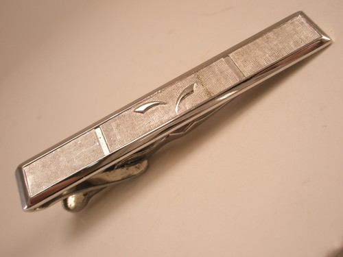 2-1/16" Matte Finish Silver Tone Simple Plain Vintage SWANK Tie Bar Clip - Picture 2 of 4
