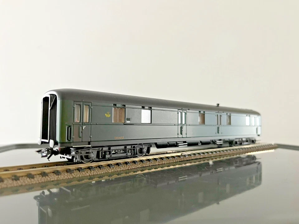 Märklin 43268 - SNCB - Autopostale Postale 4 ü - H0 - EP III - NUOVO (PB-5091) - Immagine 2 di 4
