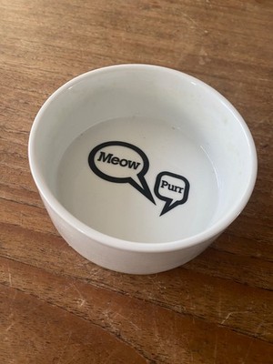 KERAMIK KATZE WASSERNAPF KISTE & FASS - SPÜLMASCHINENFEST - WEISS - SCHNURR MIAU!