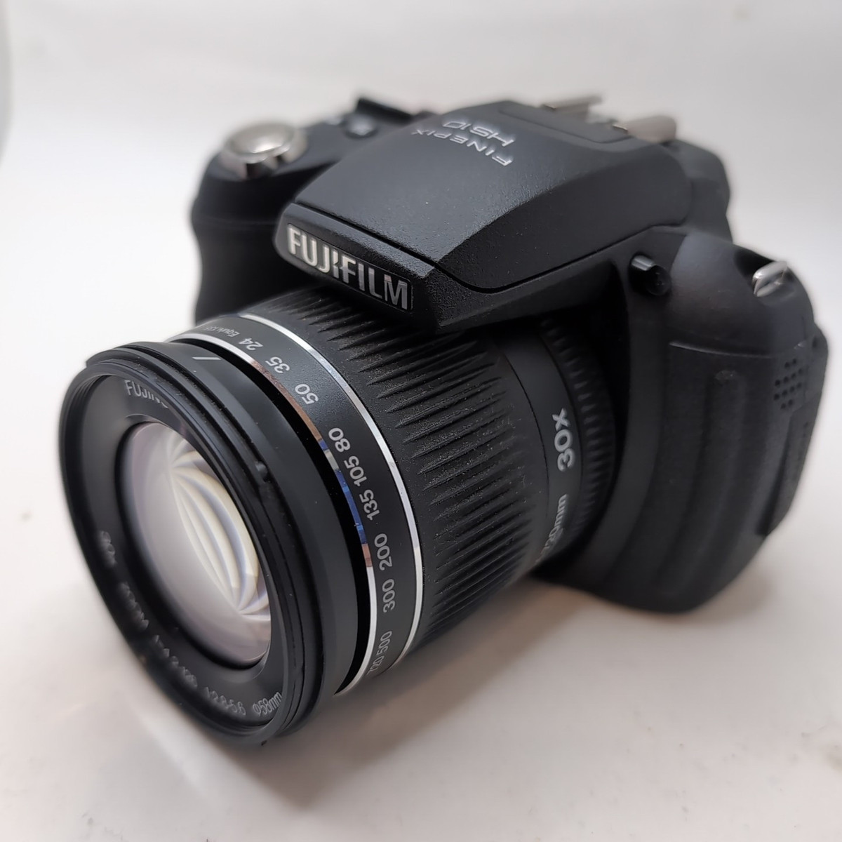 Fujifilm FinePix HS Series HS10 / HS11 10.3MP Digital Camera Fujifilm FinePix HS Series HS10 / HS11 10.3MP Digital Camera