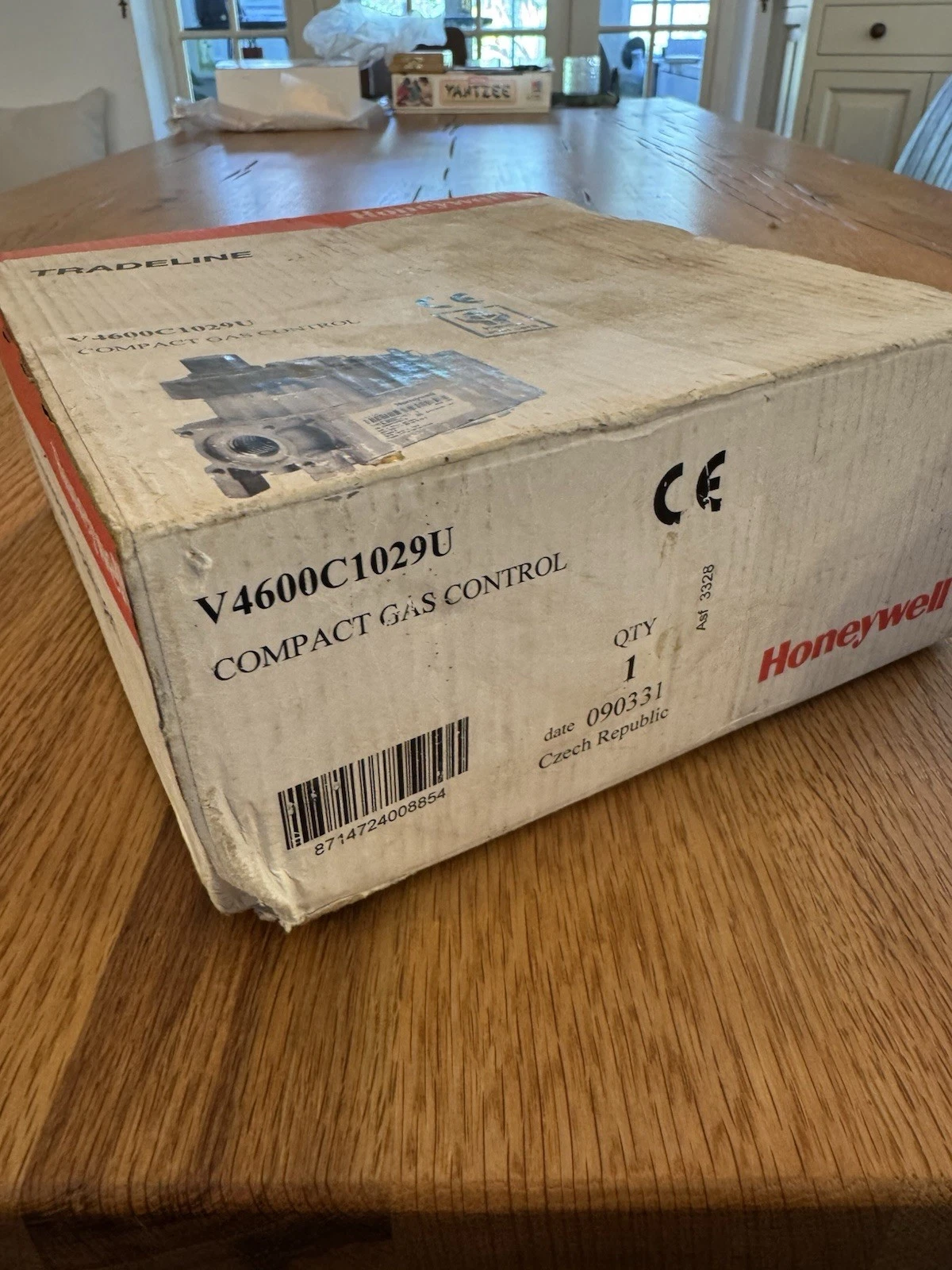 Honeywell V4600C1029U Compact Gas Control Valve Brand New In Box 9