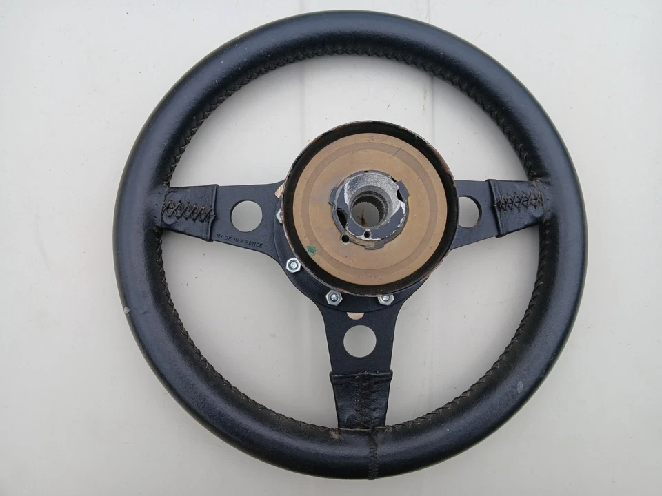 RENAULT 8 - R8 - R 5 : Volant Formuling - Photo 3/4