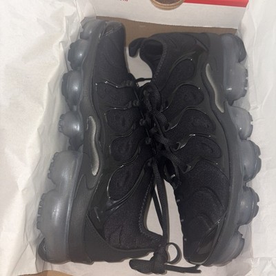 Nike Air VaporMax Plus Women's Shoe (Black/Anthracite/Black)