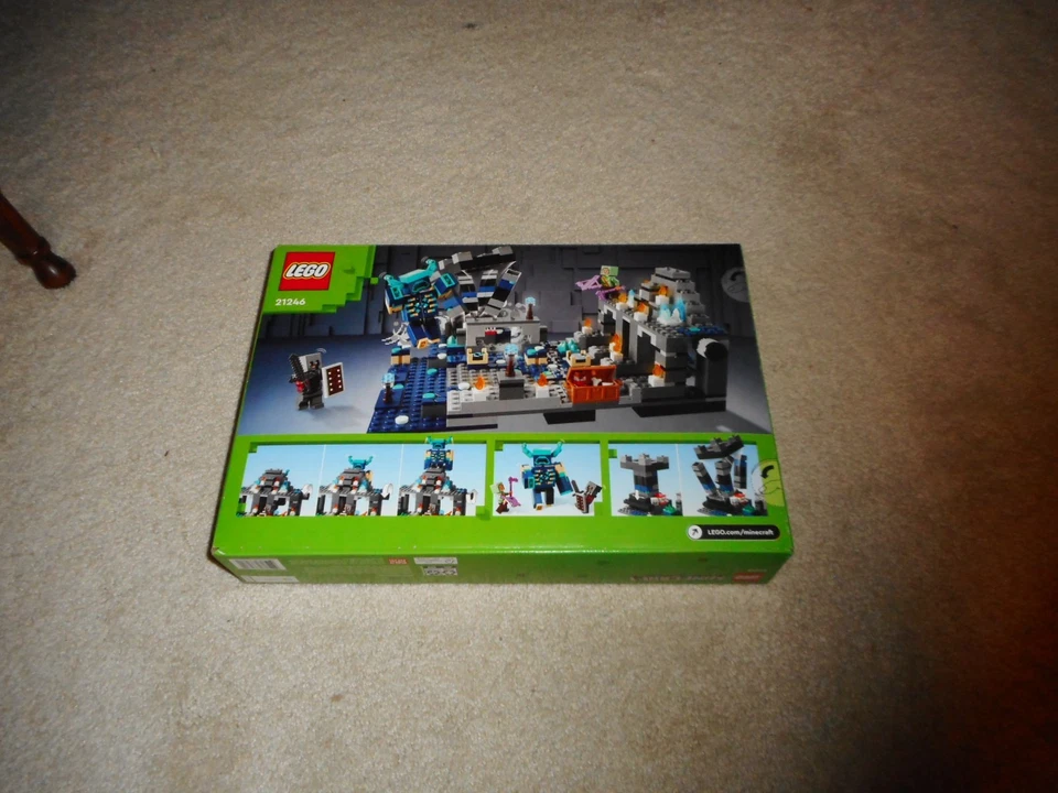 LEGO MINECRAFT THE DEEP DARK BATTLE 21246...**SELADO**NOVO**FRETE GRÁTIS** - Imagem 2 de 4
