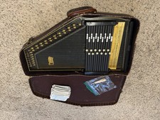 Vintage Oscar Schmidt Autoharp with Original Case Tuning Key and Extra Strings