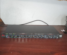 DBX 166XL Dual Channel Compressor Limiter Gate Processor Unit 69