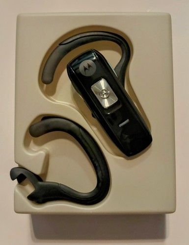 MOTOROLA Universal Bluetooth headset H670 - Photo 3 sur 6