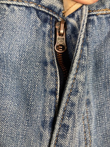 Plugg Jeans Men's 38x30 Light Wash Blue Relaxed Straight Cut Off Hem Stains - Picture 10 of 22