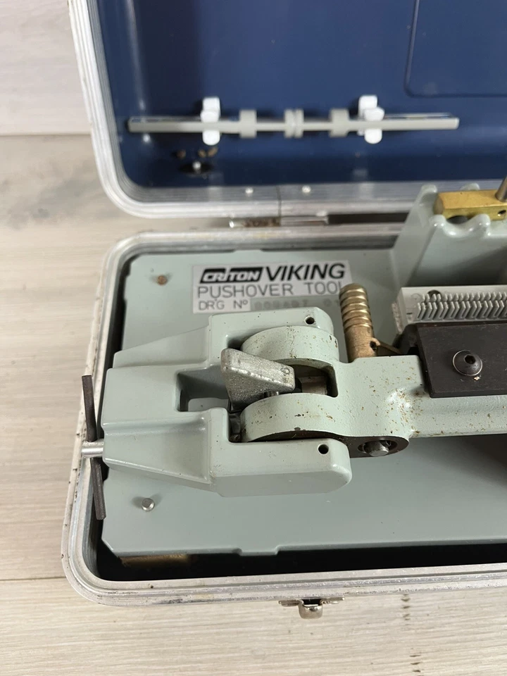 50 pin terminating push over tool Telco/viking In Hard case Specialist Tool - Image 2 of 4