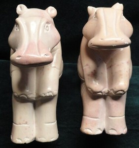 Vintage Pair Hand Carved Soapstone Seated Ledge Hanger Hippo Figurines Kenya