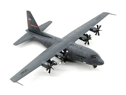 herpa C-130 Hercules 1/500 3機セット herpa C-130 Hercules 1/500 3機セット