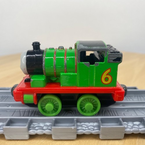 Thomas the Tank Engine Take and Play Engine Take N Play The No6 Engine PERCY - Picture 2 of 9