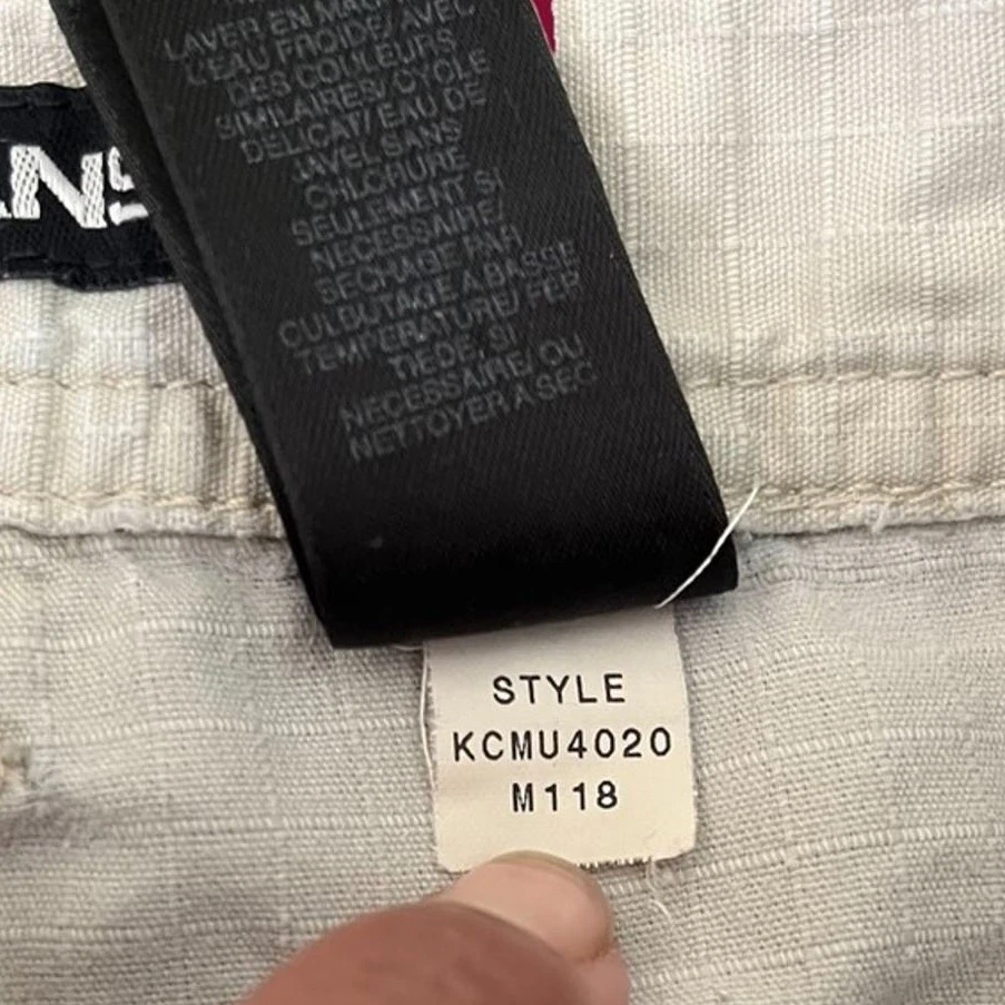 Vintage Y2K DKNY Cargo Mom Shorts 100% Cotton Preppy Women's Size 4 Golf Safari - Image 4 of 4