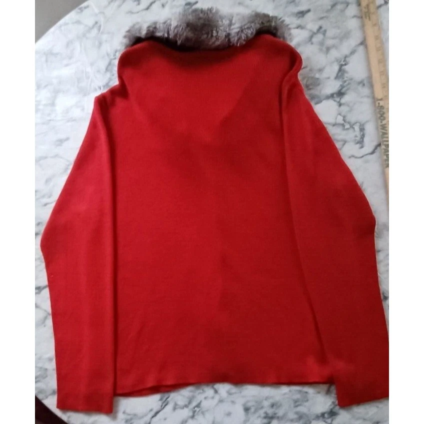 Cárdigan Suéter Grande Rojo Cuello Imitación Piel Clásico Y2K De Colección KIKIT Foto 3 de 4