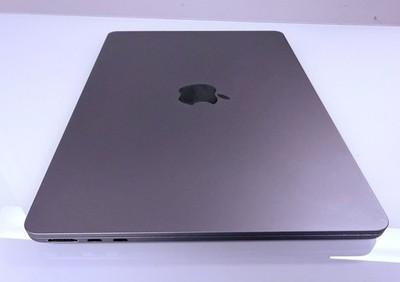2022 Apple MacBook Air 13.6