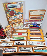 LOT of 19 HO Train Cars  Accessories TYCO AHM MEHANO CONCOR Mixed Used  New