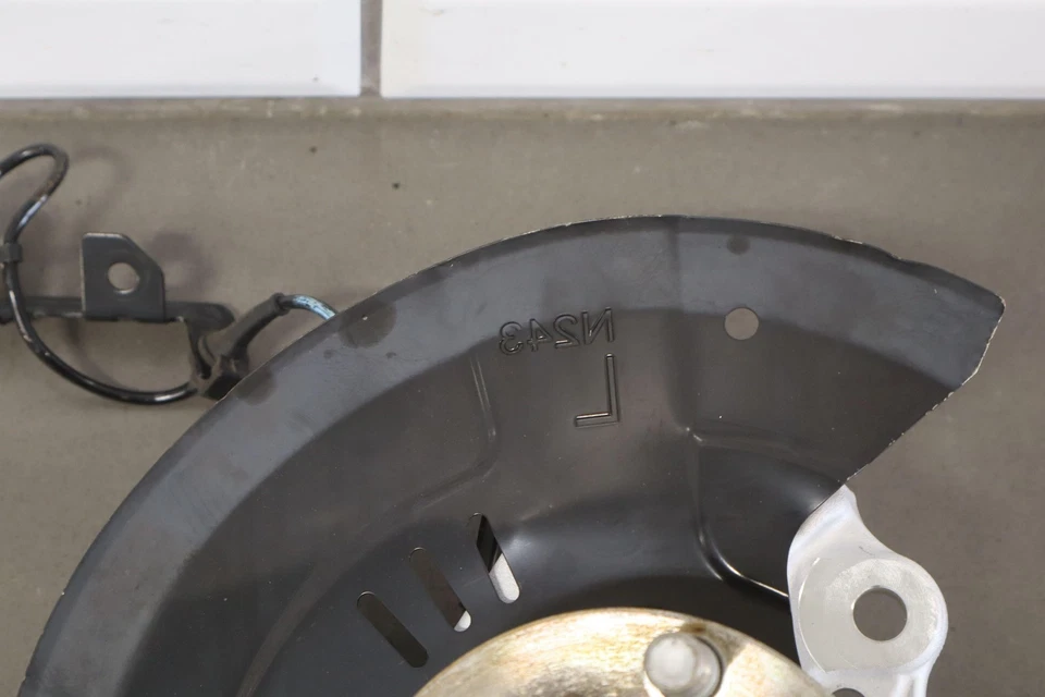 Fiat 124 Spider Abarth 2019 conductor izquierda izquierda izquierda suspensión delantera brazos de control de rodilla Foto 3 de 4