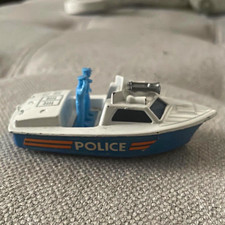 Matchbox Police 1:65 Boat Diecast Blue White Orange w/ Figures
