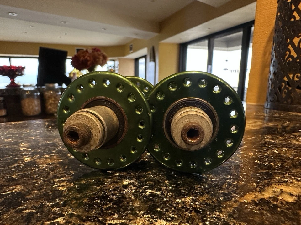 Rare Bullseye Vintage BMX Hubs - Green!  No Reserve - Image 4 of 4