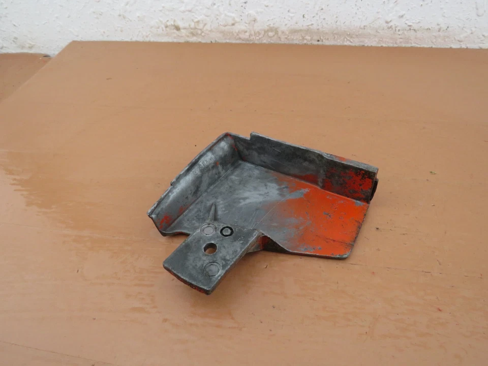 Cubierta de embrague para motosierra Remington Mighty Mite Bantam OEM 66208 Foto 4 de 4