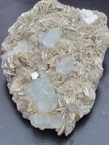 405g Aquamarin mit Glimmer - Bild 3 von 12