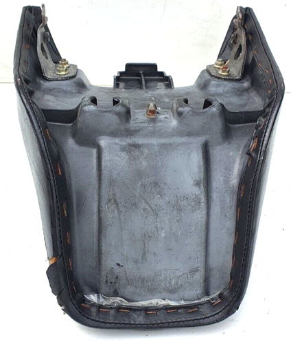 Honda VF700C MAGNA Rear Pillion Seat 1984 VF 700 C 31710 MB1-87 - Picture 16 of 18