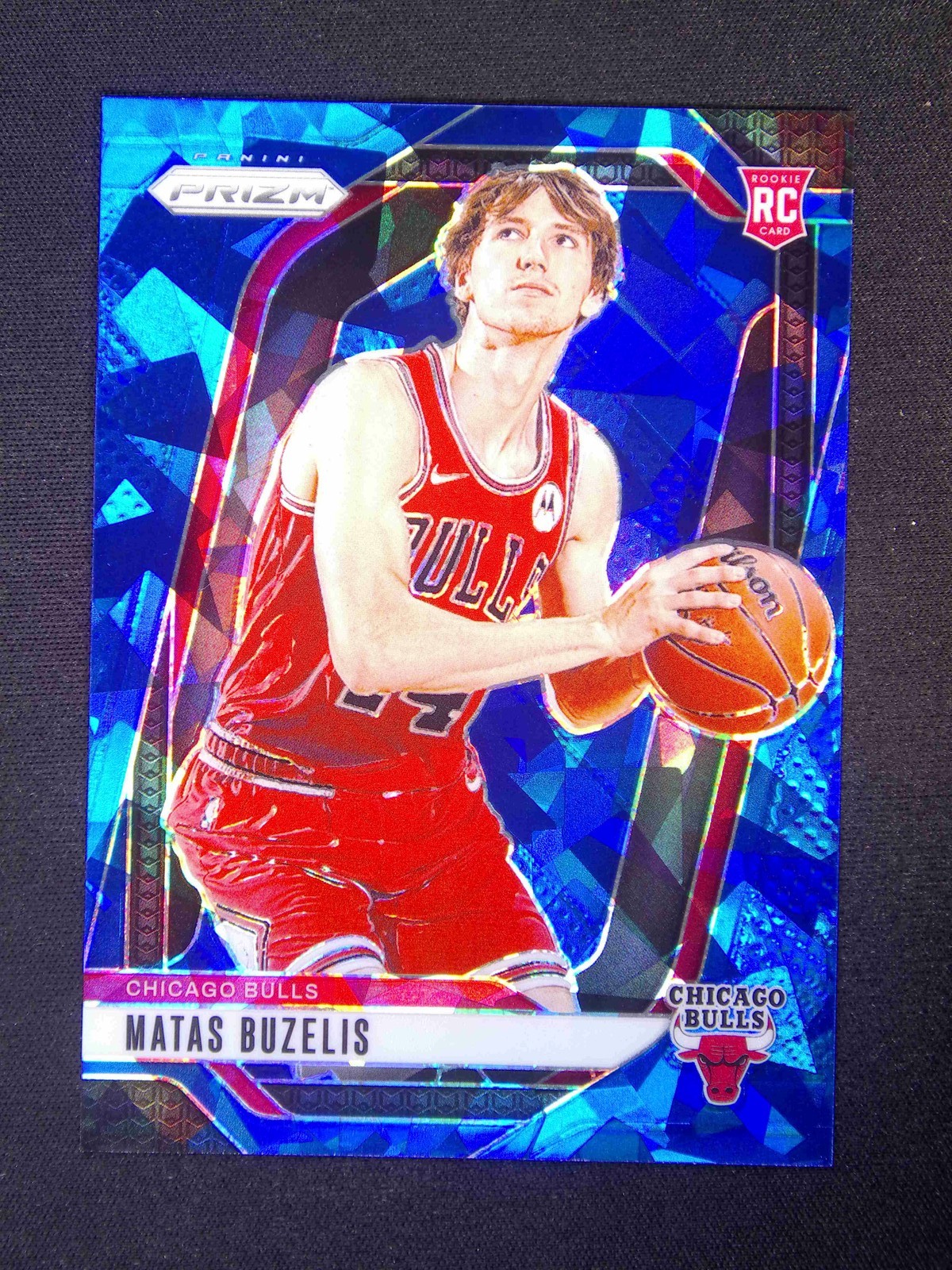 2024-25 Panini Prizm Matas Buzelis #252 RC Rookie Blue Ice /125