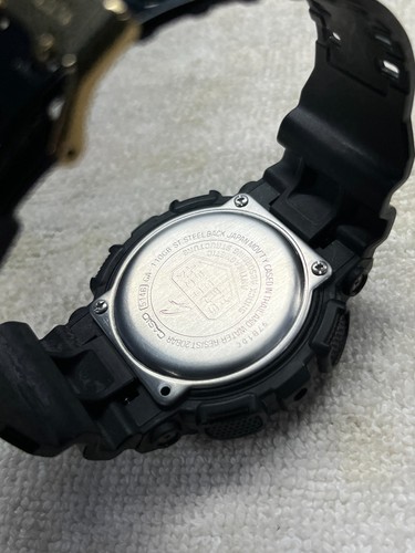 Reloj Casio G Shock WR20bar 5146 GA-110GB Negro Dorado Buen Estado - Imagen 3 de 7
