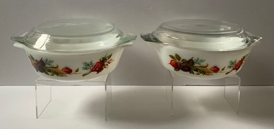VINTAGE PAAR PYREX AUFLAUFFORM MARKT GARTEN DECKEL SERVIERPLATTE TELLER